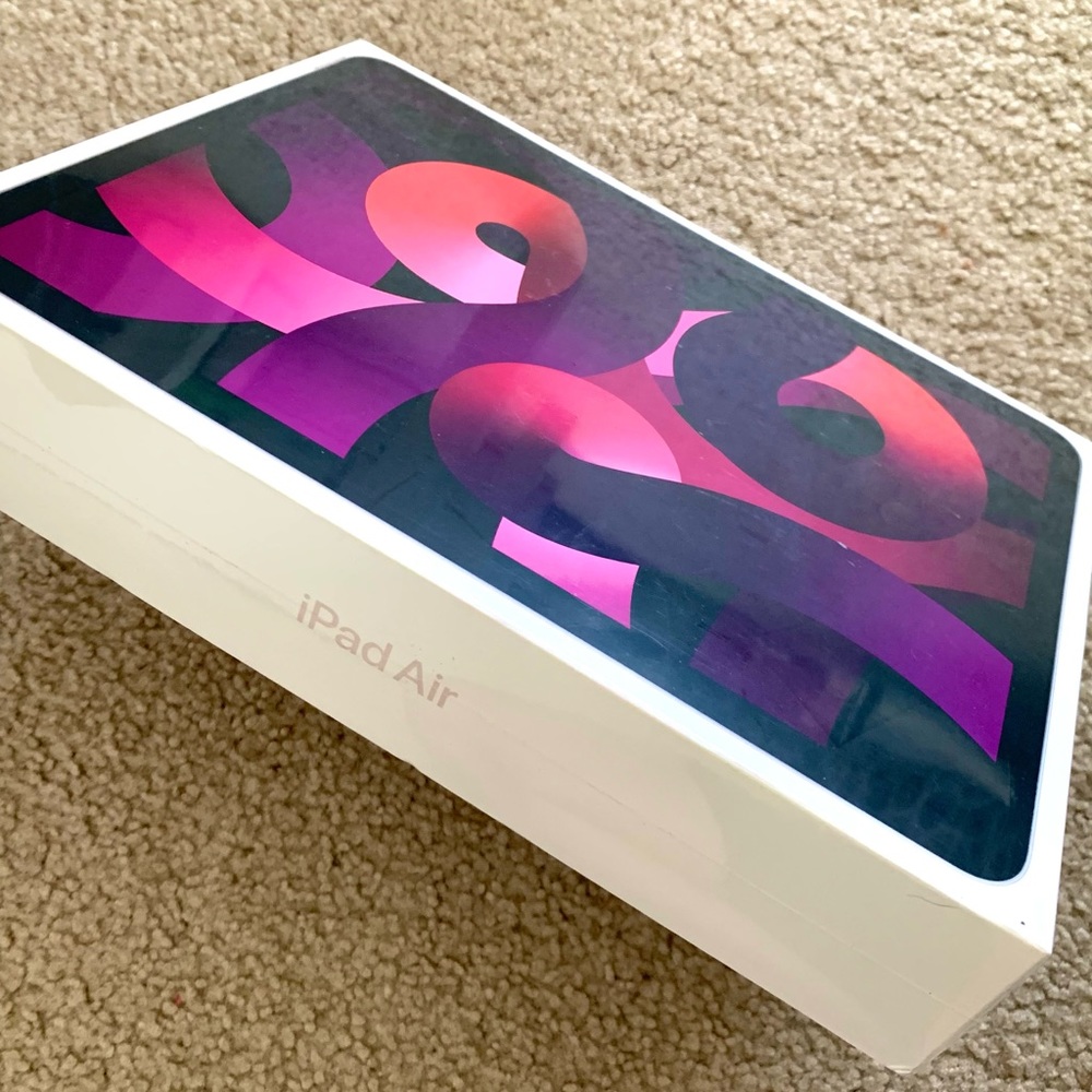 iPad Air 5th Generation Wifi + Cellular 64Gb